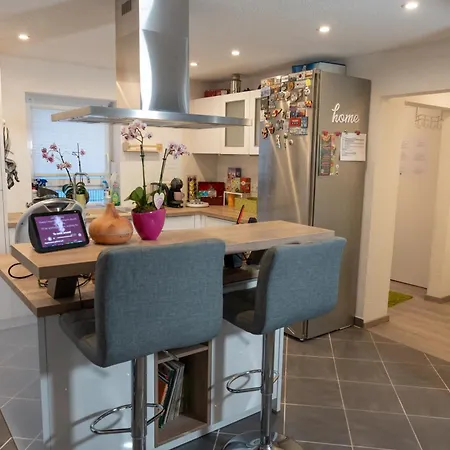 Quarto em Acomodações Particulares #3 Bequemes Mit Pool Und Garten