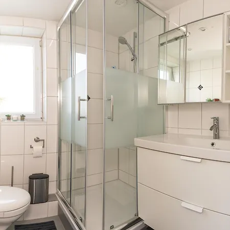 #3 Bequemes Mit Pool Und Garten Privatunterkunft Memmingen