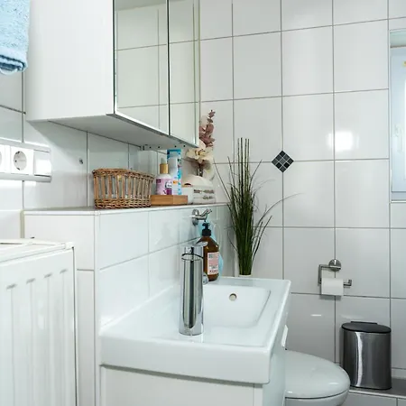 Homestay #3 Bequemes Mit Pool Und Garten Memmingen